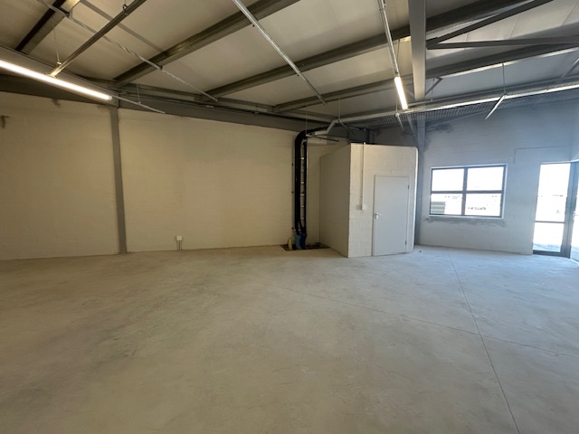 To Let commercial Property for Rent in Marconi Beam Industria Western Cape